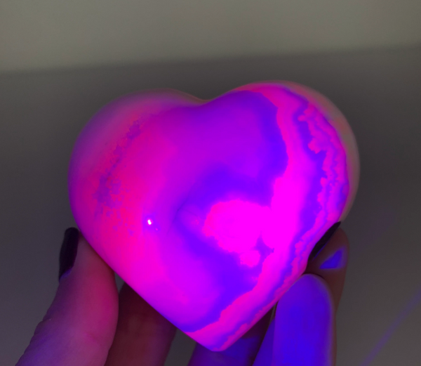 Pink Manganocalcite Heart with Beautiful Pattern & UV Glow — Peru