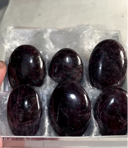 High Grade Garnet – 6 Piece Lot
