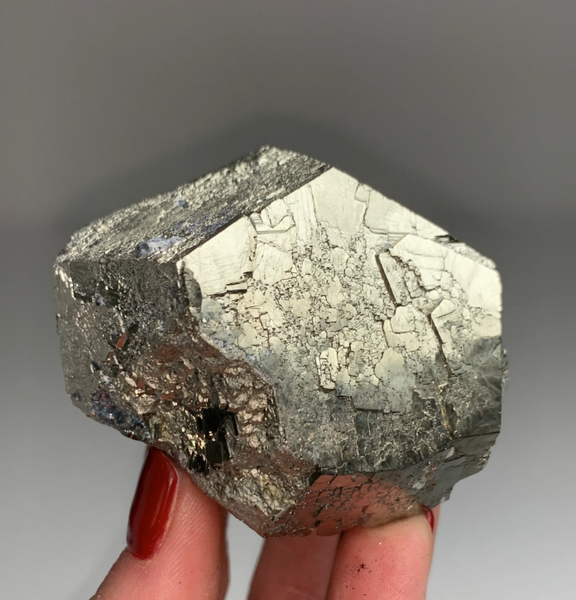 Pentadodecahedral Pyrite